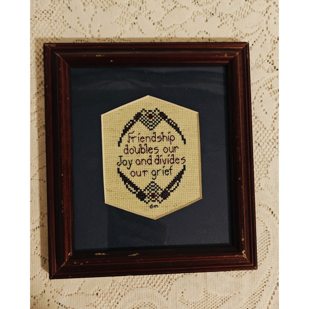 Vtg Rare Designs for the Needle FRIENDSHIP Cross Stitch 1990s Kit #308 Finished